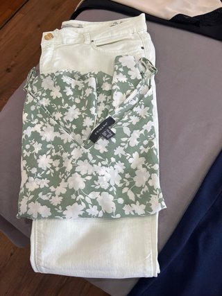 Conjunto de señora verde y blanco