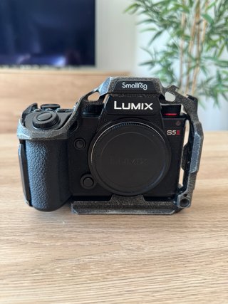 Panasonic Lumix S5II + Sigma 16-28mm+Kit Completo