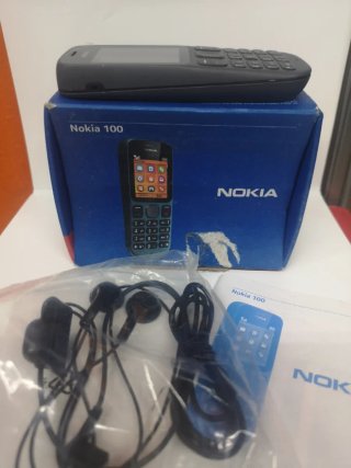Móvil Nokia 100 Vodafone Teclas