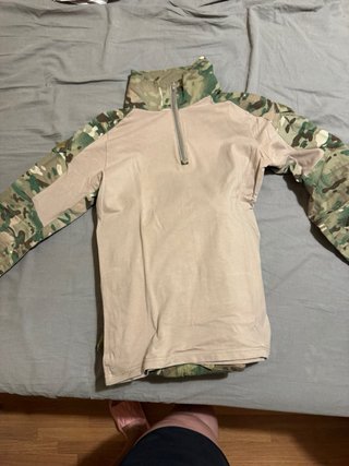 Ropa de Airsoft talla S y Botas Airsoft Talla 43