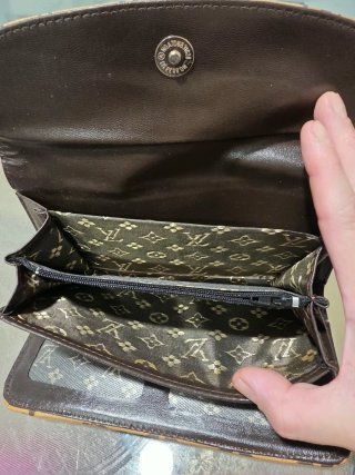Monedero estilo Louis Vuitton Marrón