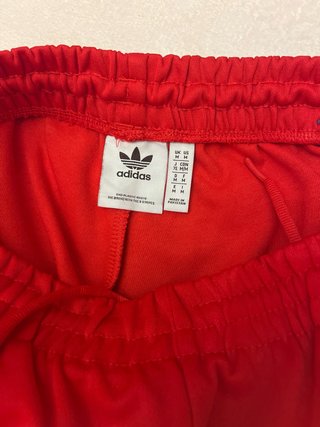 Pantalón chándal Adidas rojo