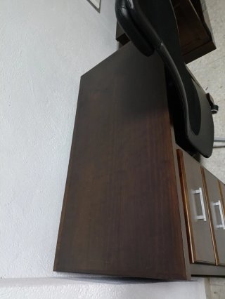 Escritorio madera nogal 3 cajones