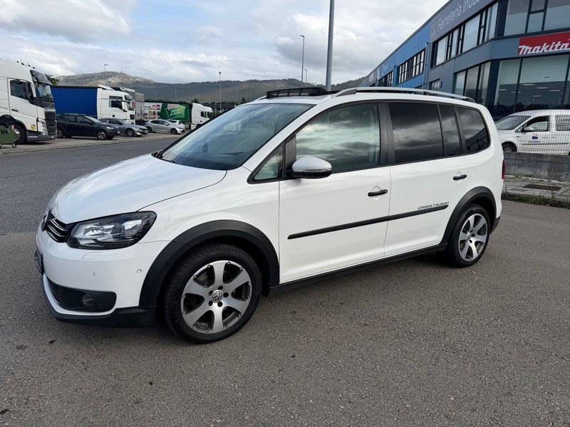 Volkswagen Touran 2.0 TDI Sport 2014
