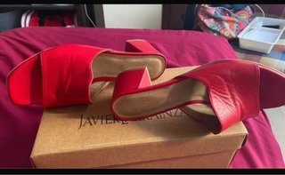 Sandalias de piel rojas