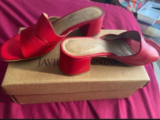 Sandalias de piel rojas