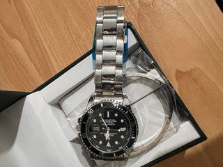 Reloj Role Plateado
