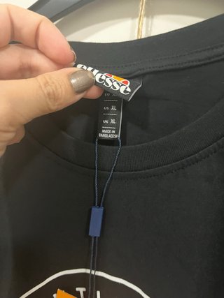 Camiseta Ellesse Negra