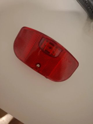 Luz trasera patinete eléctrico