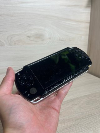 Sony PSP 2004 Nero | Caricatore e Custodia