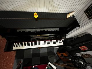 Piano Vertical Acústico HANIL