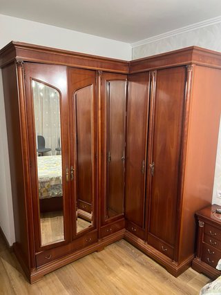 Juego de dormitorio 1 armario 2 mesillas 1 cómoda