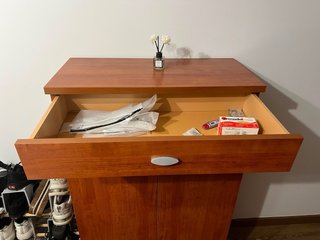 Juego de dormitorio 1 armario 2 mesillas 1 cómoda