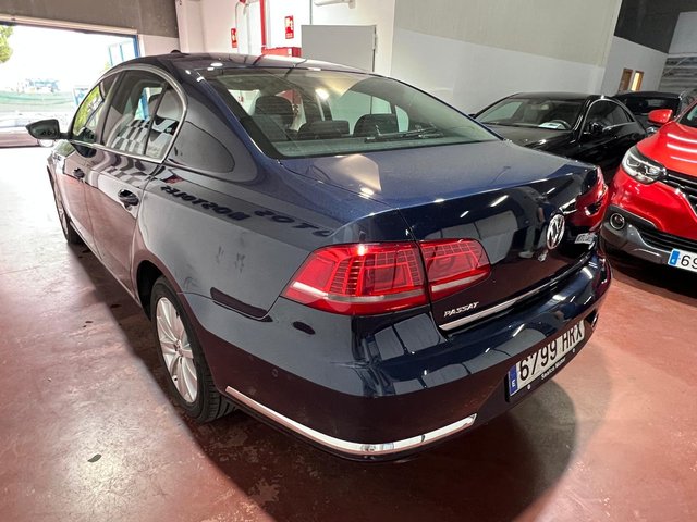 Volkswagen Passat 1.6 tdi 105cv  2013