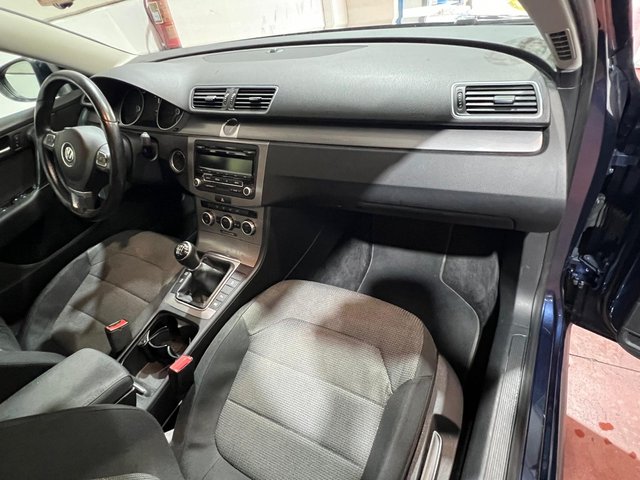 Volkswagen Passat 1.6 tdi 105cv  2013