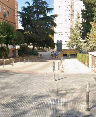 Alquiler Plaza Garaje Calle Colombia