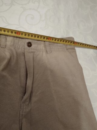 Bermuda multibolsillos beige