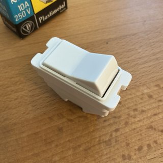 Conmutador Plastimetal Compact