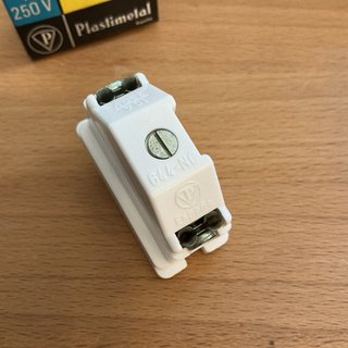 Conmutador Plastimetal Compact