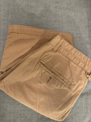 Bermuda Chino Bershka Talla 38 Camel