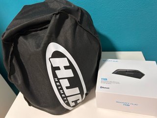 Casco HJC Talla S + Intercomunicador Bluetooth