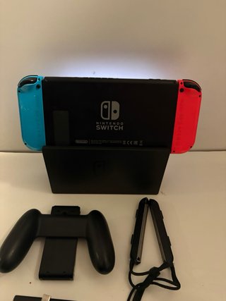 Nintendo Switch Console e Accessori