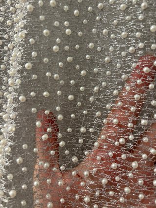 Jersey gris con perlas