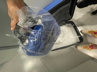 Maleta azul sin estrenar