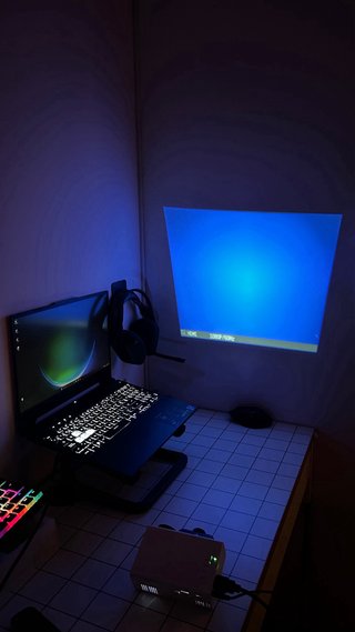 Mini Proyector Portátil HD + Accesorios