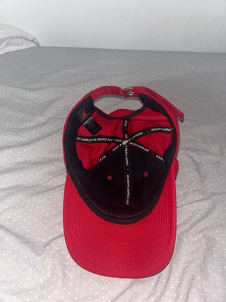 Gorra Jordan Roja