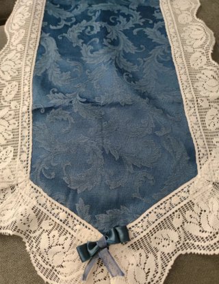 Centrini pizzo blu e bianco