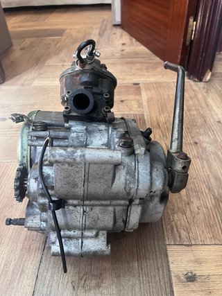 Motor AM6