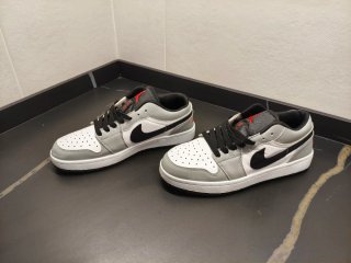 Zapatillas Nike Air Jordan 1 Low Gris Blanco
