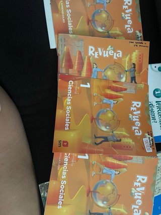 Libro Ciencias Sociales 1 primaria