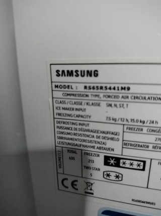 Nevera Americana Samsung 4 años , pierde el gas .