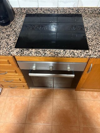 Campana extractora, horno y vitrocerámica