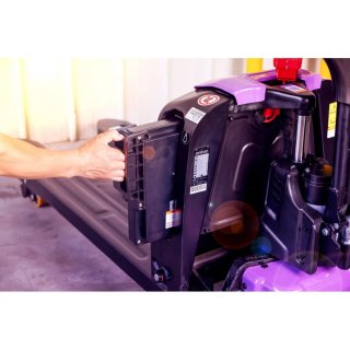 Transpaleta Eléctrica de camion Anton PTL 1.5 1500