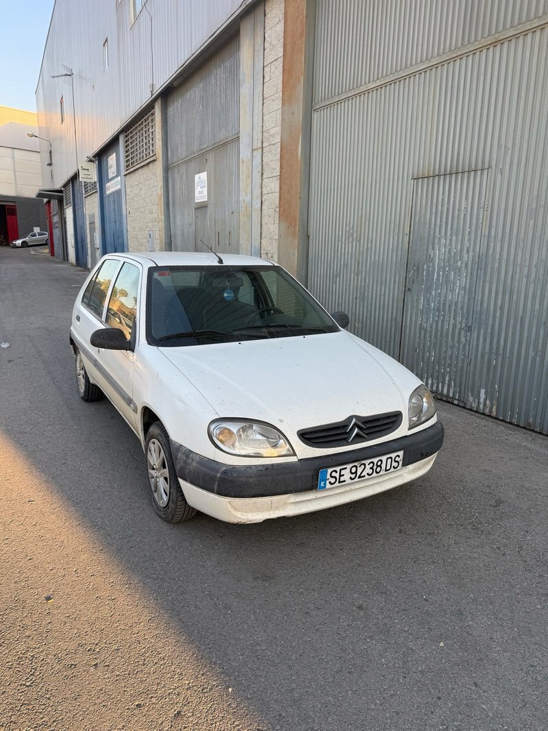 Citroen Saxo 1.1 - foto 1