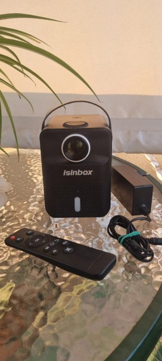 Proyector Isinbox X8 Negro
