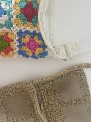 Bolsos hechos a mano blanco y dorado
