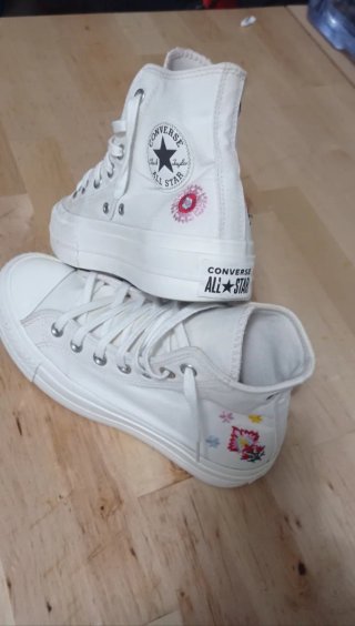 Zapatillas Converse Mujer Flores Blancas