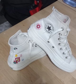 Zapatillas Converse Mujer Flores Blancas