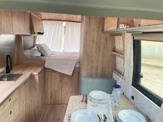 Furgoneta camper Nissan Interstar 2.5 120cv 2006