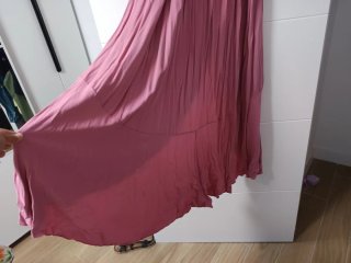 Vestido rosa asimétrico