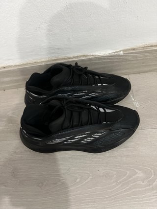 Adidas Yeezy 350 V2 Negro