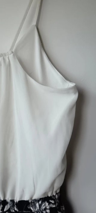 Mono corto MIM blanco y negro y floral XS