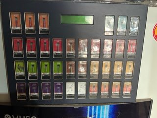 Máquina Vending Multiproducto Lector Tarjetas