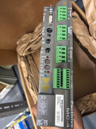 Schneider Electric ELAU MC-4/11/03/400 PacDrive Se