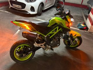 Escape Completo Benelli TNT 125