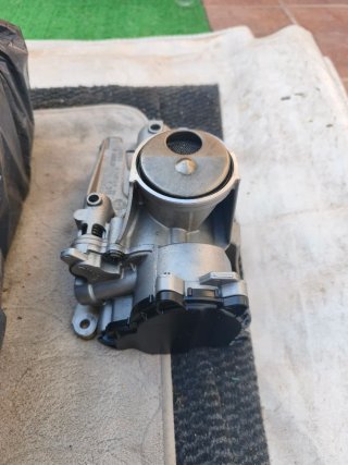 Bomba de Aceite 5FW BMW Peugeot V7576012 80